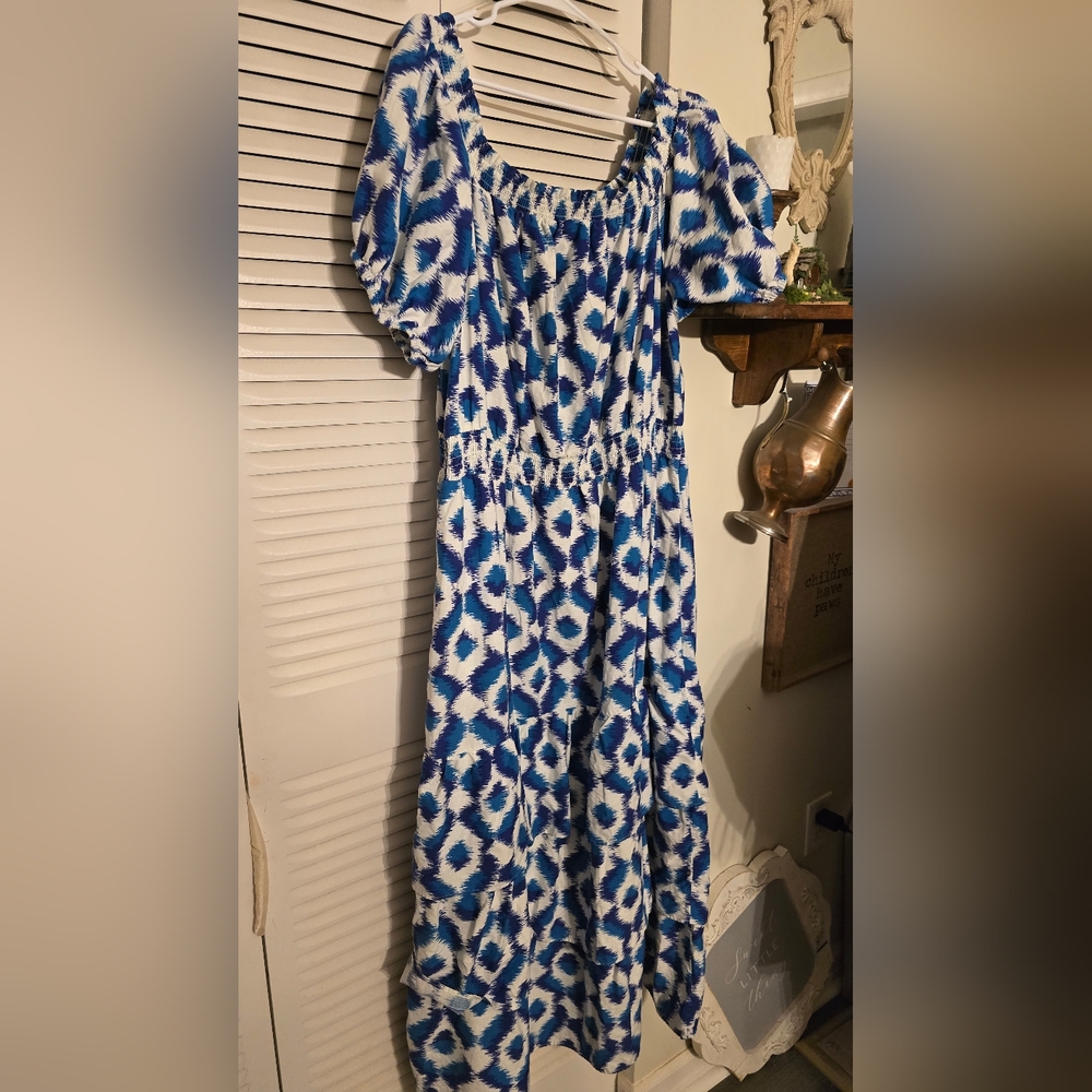 Knox Rose Geometric Blue and White Maxi Dress